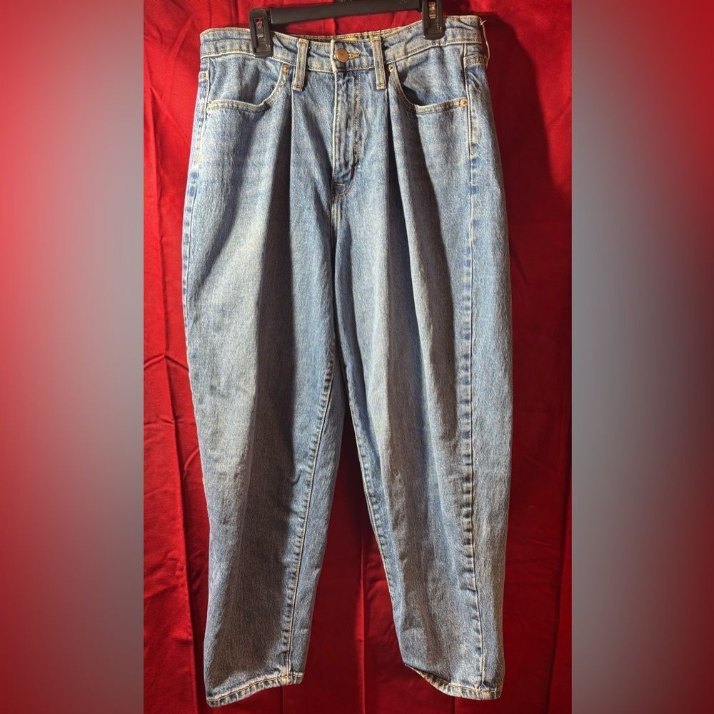 a new day Light Blue Pleated High-Rise Boyfriend Jeans / “mom jeans”